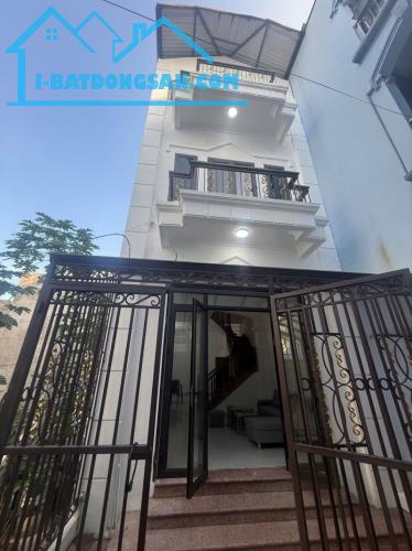 Bán nhà TĐC Thanh Am,Long Biên 3 tầng,74m,mt4.5m oto đỗ cửa nhỉnh 11 tỷ