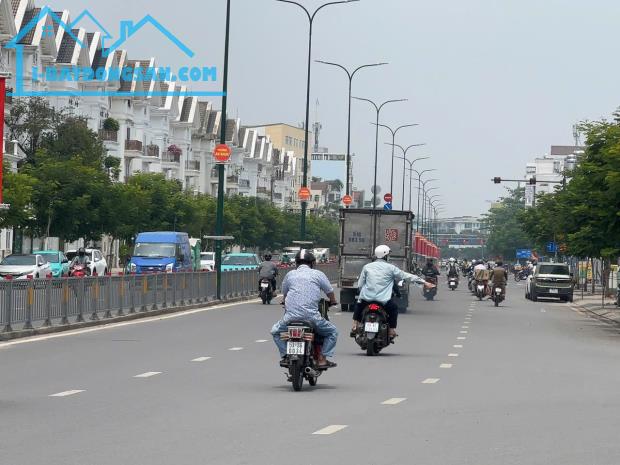 SỐC! Chỉ 23 tỷ có nhà MTKD Dương Quảng Hàm 176m2 ngang 5.5m tiện xây hầm+5L view Cityland.