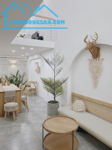 *Bán nhà đường Tân Thái 4, Sơn Trà, gần chợ Mân Thái, dt 75m2, giá 9 Tỷ TL