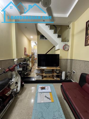 Bán Nhà Riêng H3G đ. Lê Văn Sỹ - PN - Dt 3,1 x 10 - Chỉ 5,5 Tỷ