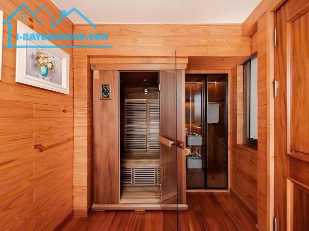 Cực phẩm phố Bồ Đề 102m2, 8T thang máy, MT5.8m view Hồ đẹp long lanh an sinh cực VIP