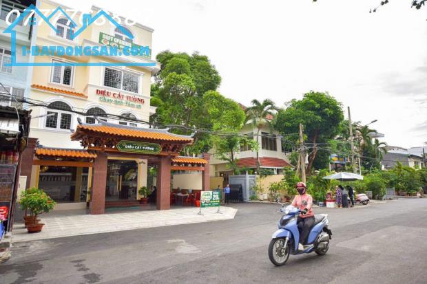 🏢 GÓC 2MT PHỔ QUANG TÂN BÌNH- BÁN NHÀ TẶNG NGUYÊN NHÀ HÀNG CHAY - 4 TẦNG GẦN 200M2
