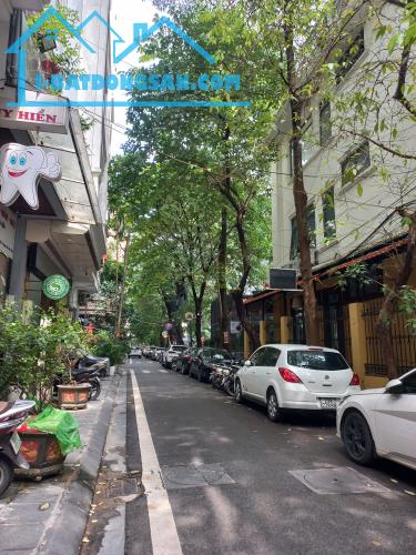 CẦN BÁN NHÀ PHỐ VIP THANH XUÂN, PHÂN LÔ VỈA HÈ, OTO TRÁNH, KINH DOANH, VP, NHỈNH 30 TỶ