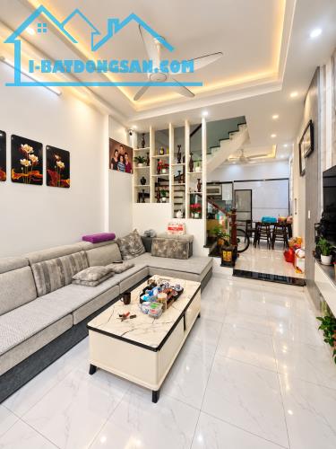 🏡 PHƯƠNG LƯU – LÔ GÓC 2 MẶT THOÁNG – Ô TÔ ĐỖ CỬA – 4 TẦNG, 4 NGỦ – 3,45 TỶ