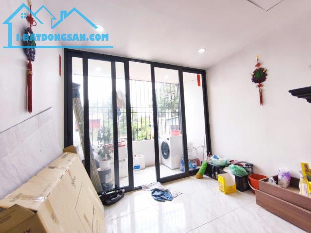 Bán nhà phố Hồng Mai 25m2*5 tầng, MT 3.2m, giá 6 Tỷ
