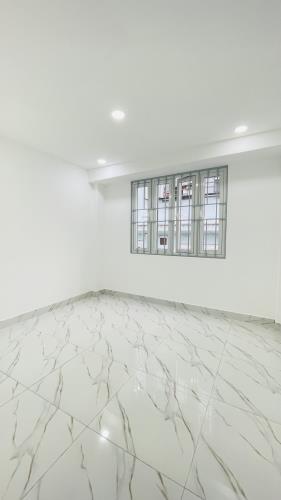 Nhà mới đẹp hẻm xe hơi Kênh Tân Hóa 3 tầng, 4 PN sầm uất, đủ tiện ích, công năng, nhỉnh 3T