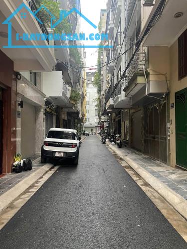 NHÀ ĐẸP,NGÕ 389,HOÀNG QUỐC VIỆT, CẦU GIẤY-PHÂN LÔ-Ô TÔ-TM: 31M X7T, MT 4M, GIÁ 15,4 TỶ