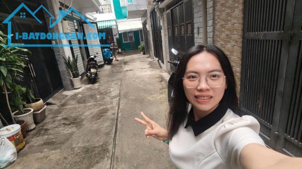Siêu phẩm nhà đẹp HẺM 5M Đô Đốc Long - Tân Hương chỉ 7Đ hơn