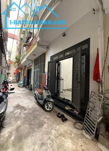 Cầu Diễn PHÂN LÔ Nhà Đẹp 38M-5 Tầng kinh doanh, ngõ ô tô 8.9 tỷ