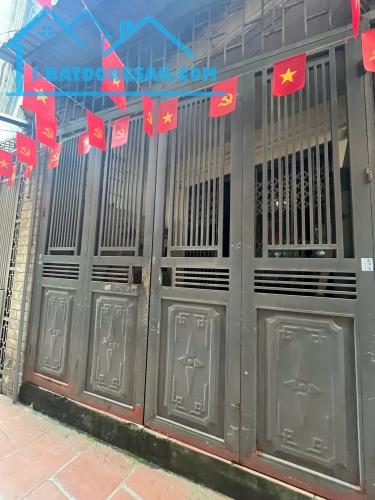 Bán nhà Ngõ Văn Chương - Lõi Đống Đa - Vài bước ra ngõ ô tô tránh