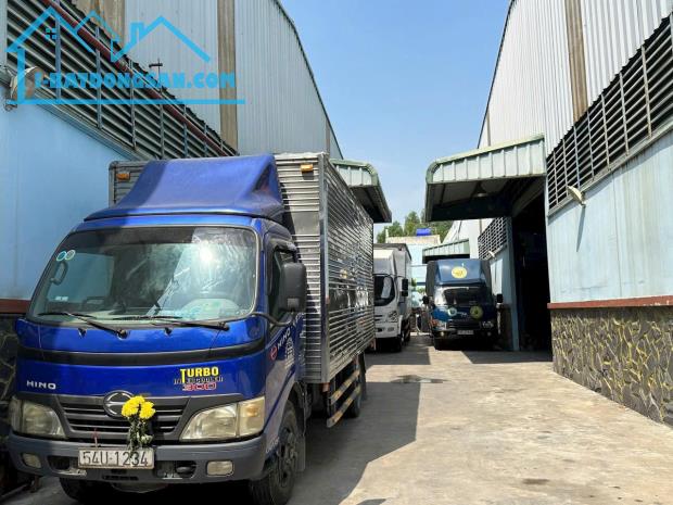 Bán nhà xưởng mặt tiền Thanh Niên, xã Pham Văn Hai, Bình Chánh: 2866m2, giá 53 tỷ