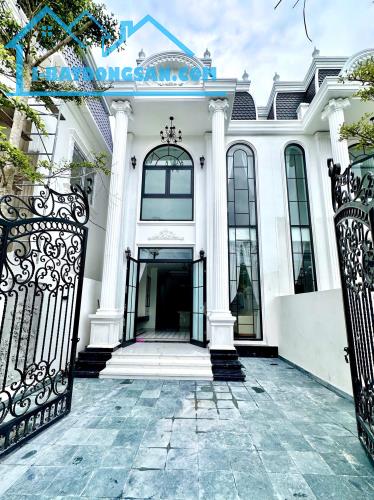 BÁN 2 CĂN VILLA TÂN CỔ ĐIỂN KIỆT ÔTÔ 52 THIÊN THAI, PHƯỜNG AN CỰU, TP HUẾ, CHỈ 3,35 TỶ/CĂN