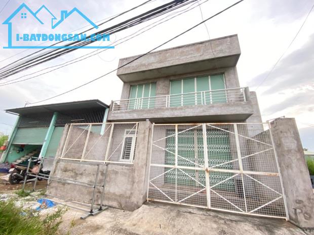 Đất 249m2 (218.5m2 thổ) Đinh Đức Thiện, Bình Chánh - Tặng kèm nhà 2 tầng chưa hoàn công -