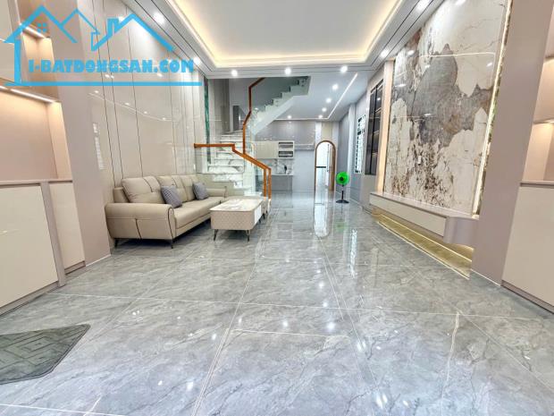CĂN GÓC 2 MẶT HẺM XE HƠI - 4.5x16m-GẦN CV LÀNG HOA NGUYỄN VĂN KHỐI-GÒ VẤP-GIÁ CHỈ 8.1 TỶ