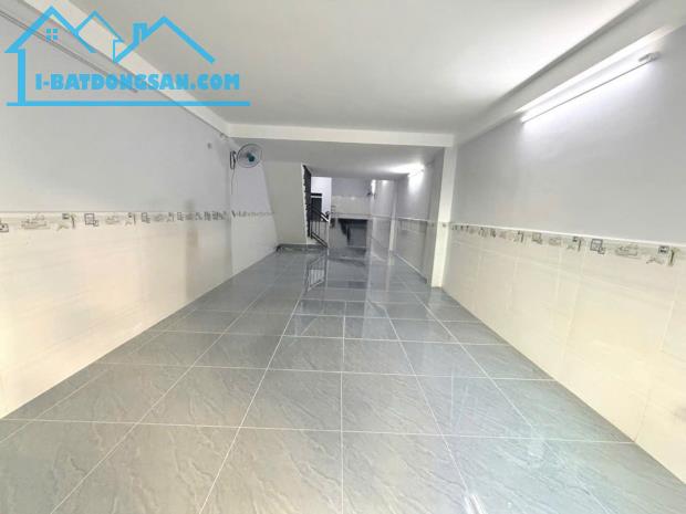 Nhà Tân Phú - Khuông Việt, 3 tầng ở ngay - KD đa dạng, ngang 4m - dài 22m - hơn 12 tỷ