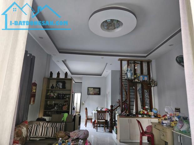 Bán nhà 2 Tầng 116m2 Trung Tâm Thủ Dầu Một,SHR đường ô tô,gần Mầm Non Việt Mỹ