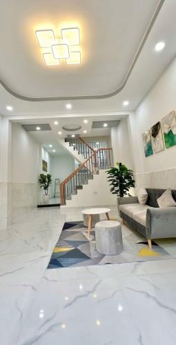 VỊ TRÍ KINH DOANH TÂN KỲ TÂN QUÝ- ĐƯỜNG 9M CÓ LỀ- NHÀ ĐẸP 2 TẦNG 51M2(4x12.5). CHỈ 6 TỶ XX