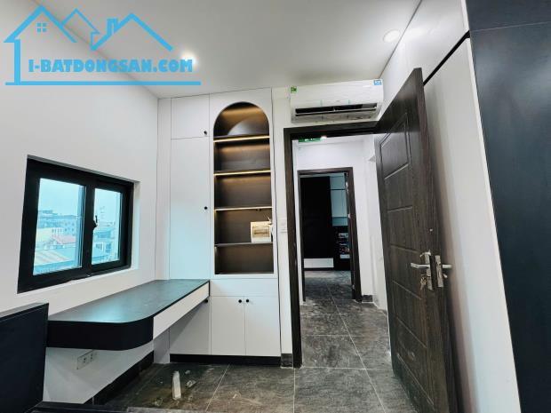 Bán CCMN khép kín full nội thất phố Ngọc Trục, Đại Mỗ, 45m 6T, MT 5m, nhỉnh 9 tỷ.