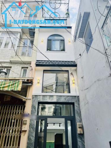 LÊ THỊ BẠCH CÁT Q11 - 25M2 - 5 TẦNG ĐÚC 3PN 2WC SÂN THƯỢNG GIÁ 4.5 TỶ