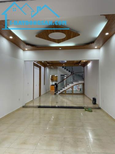 Nhà 3 Tầng 90 M 4 tỷ 750 TĐC Đông Hải Hải An