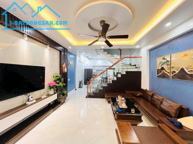 Nhà 4 Tầng 50 M 4 tỷ 3 Đằng Hải Hải An