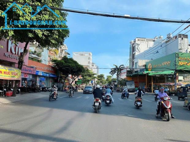 Chỉ 32 tỷ có Khách sạn 3 sao 25PN ngang 10.5m 6 lầu 165m2 Lê Đức Thọ ngay chợ TN 150tr.