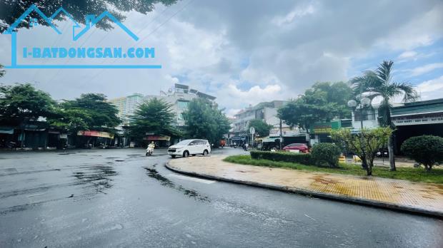Nhà Tân Phú hẻm nhựa khu Tân Sơn Nhì - Diện tích lớn 64m2 - 3 phòng ngủ - Chỉ 5 tỷ hơn