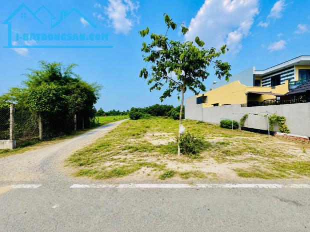 Bán đất mặt tiền lô góc xây biệt thự, 6x30m cực đẹp, view sông mát mẻ