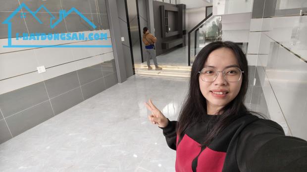 Nhà mới xây 64m2 ngay Aeon Tân Phú, xe hơi ngủ trong nhà chỉ nhỉnh 7Đ