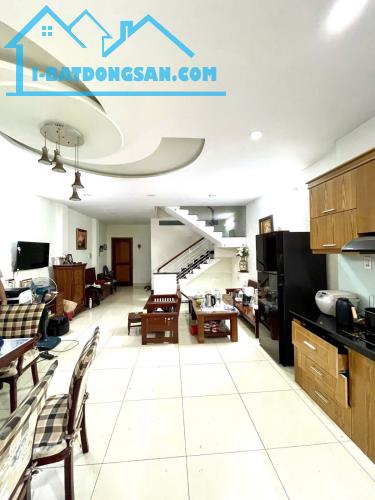💥 VIP - NGAY PHỔ QUANG - BỆNH VIỆN ĐA KHOA TÂM ANH - NHÀ ĐẸP. - DTCN: 87m2 ( 5.7 x 17)