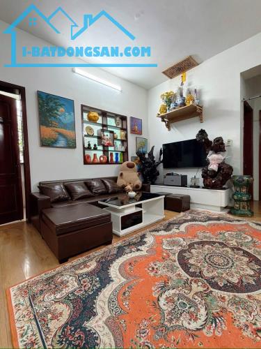 Chung cư 93m² mặt phố Lĩnh Nam - 5,9 tỷ – 3PN – góc 3 thoáng