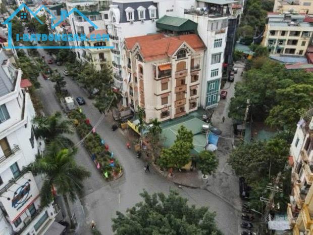Bán nhà mặt phố Phạm Tuấn Tài - Đặng Thuỳ Trâm, Cầu Giấy, Hà Nội dt 136/168m2, mt 10m giá