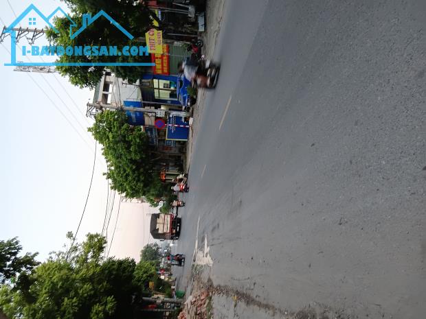 BÁN ĐẤT_ TẶNG NHÀ_ TẠI PHỐ YÊN- TIỀN PHONG.