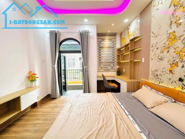✓TC 6.5 TỶ SỞ HỮU NGAY SIÊU PHẨM NHÀ ĐẸP MỚI XÂY = 3 TẦNG=HẺM XE HƠI= NGAY NGUYỄN TƯ GIẢN