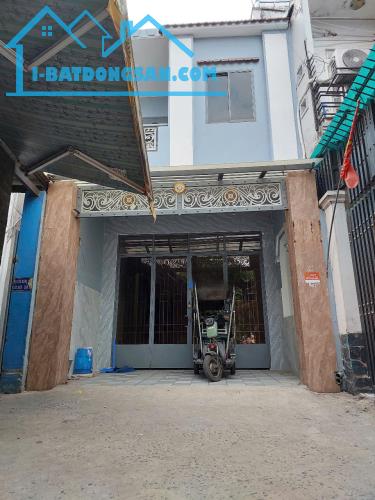 Nhà HXH 7 chỗ DT 4,5m x 17m, sát mặt tiền ĐHT02, giá chỉ 4.8 tỷ TL