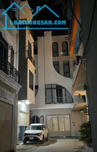 Bán nhà ngõ phố Bình Lộc, ph Tân Bình, TP HD, 42.5m2, 4 tầng, 3 ngủ, 3 vs, đường oto, 3.x