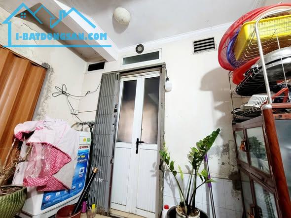 TÀI CHÍNH 1.7 TỶ: CHỌN MUA CHUNG CƯ GIAI ĐOẠN TĂNG ẢO HAY MUA NHÀ ĐẤT SỔ ĐỎ HOÀN KIẾM?