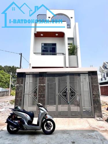 NHÀ MỚI VỪA HOÀN THIỆN NGAY KHU DÂN CƯ 5x18 CHỈ 650TR NHẬN NHÀ NGAY