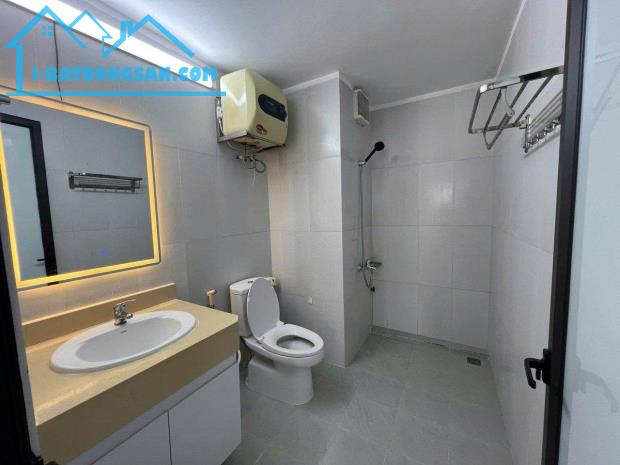 Bán CHCC đẹp Tòa CT8C Khu đô thị Dương Nội 2, 86m2, 3 phòng ngủ, 2WC, căn góc, giá 6.1 tỷ