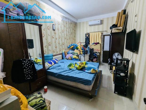 Trung Tâm Quận 1, Nhà Đẹp 4 Tầng, Gần MT Đinh Tiên Hoàng 60m2 Bán Chỉ 12tỷ.