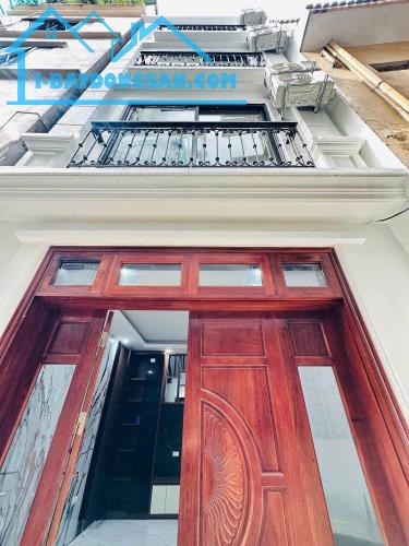 NHÀ ĐẸP PHAN KẾ BÍNH – 43M² – MT 5,2M – 5 TẦNG – LÔ GÓC – THOÁNG SÁNG – TRUNG TÂM BA ĐÌNH