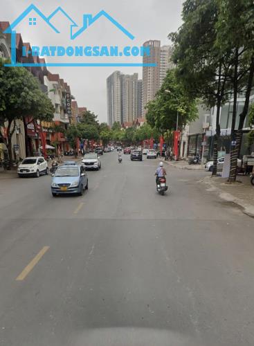 Bán đất mặt phố Nguyễn Văn Lộc, Mỗ Lao, Hà Đông, 50m², mặt tiền 4m, 16 tỷ