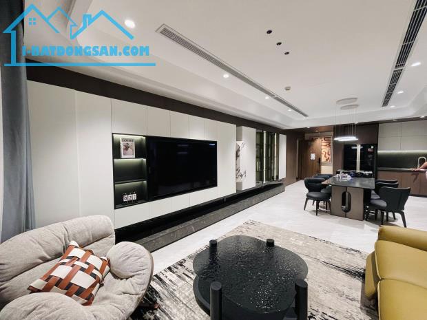 Chính chủ bán căn hộ chung cư N04B Ngoại Giao Đoàn – 156m2 ( 4PN)