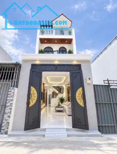 CHỈ 5.68 TỶ - MỚI ĐẸP 3 TẦNG - 4x17m - LÂM THỊ HỐ - TRUNG MỸ TÂY - Q12 - HXH 1/ NGẮN