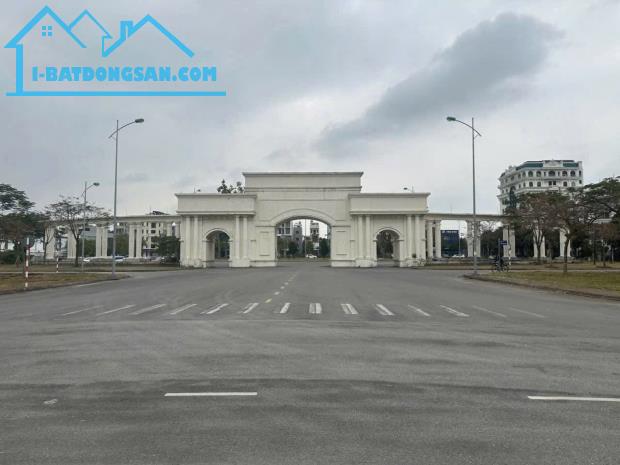 Bán đất biệt thự Đỉnh Long, ph Tân Bình, TP Hải Dương, 176m2, mt 11m, hướng tây, đường 15.