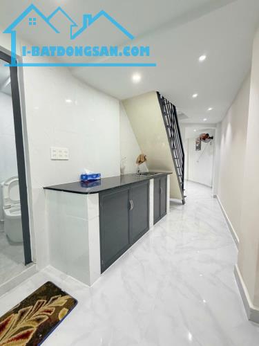 Bán nhà nhỏ vi bằng Trương Đăng Quế 43m2 – Giá 1, 86 Tỷ tl.