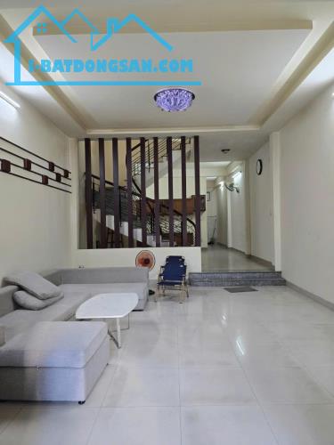 *Bán nhà đường (10m5) Trịnh Công Sơn, Sát Xô Viết Nghệ Tĩnh, dt 100m2, Giá 10,9 Tỷ