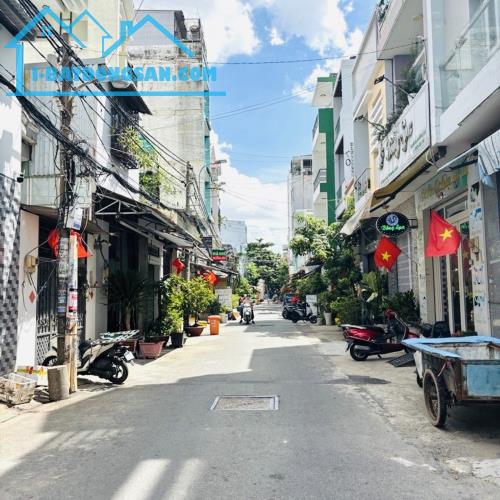 🏠BÁN NHÀ – LÊ VĂN QUỚI – 71M² – HẺM 8M THÔNG – CHỈ 7,5 T.Ỷ