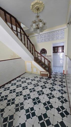 Nhà khu VIP Phú Nhuận, 55m2, HẺM XE HƠI thông thẳng Trường Sa, nở hậu tài lộc