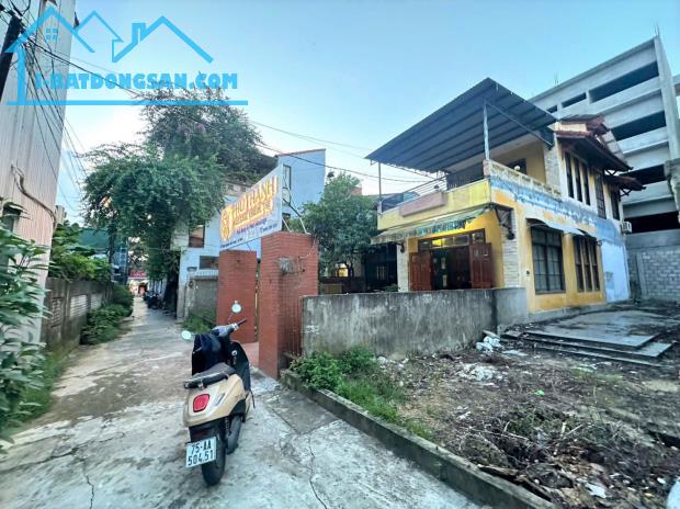 BÁN ĐẤT ĐẸP 150M2 SÁT MẶT TIỀN ĐƯỜNG NGUYỄN SINH CUNG, GẦN CHỢ VỸ DẠ, TP HUẾ, CHỈ 2,85 TỶ